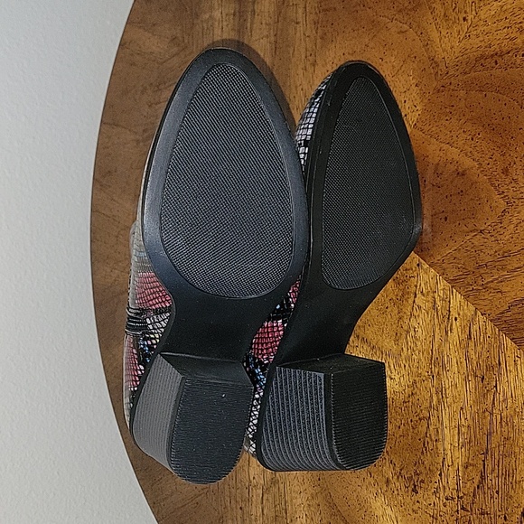 Sugar Tula Western Booties, 7M, snake pattern, NIB - Picture 10 of 16